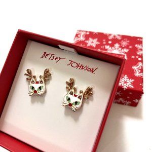 New BETSEY JOHNSON White Cat Reindeer Kitty Stud Earrings Christmas Holidays